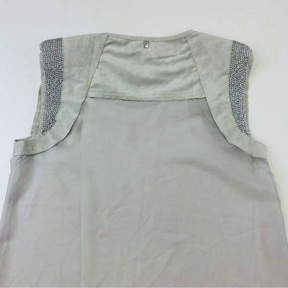Rudsak Medina NWT soft grey sheer faux suede chain detail Sleeveless top Medium - Picture 10 of 12